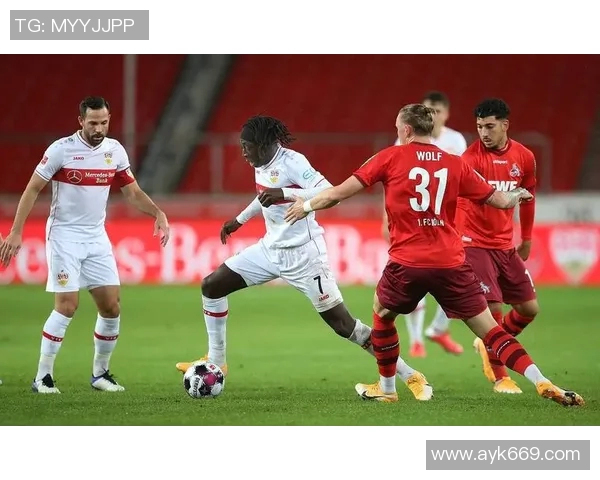 柏林赫塔主场逆转斯图加特,绝杀客队夺胜利 柏林赫塔主场逆转斯图加特,绝杀客队夺胜利