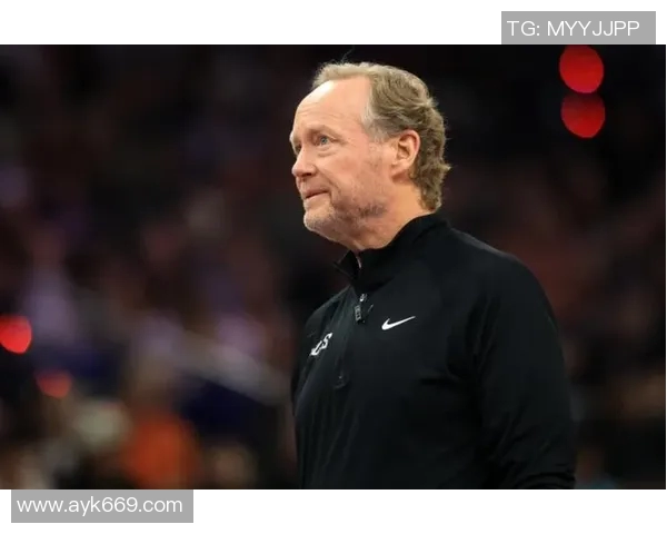 汉达诺维奇入围年度最佳主教练，备受关注