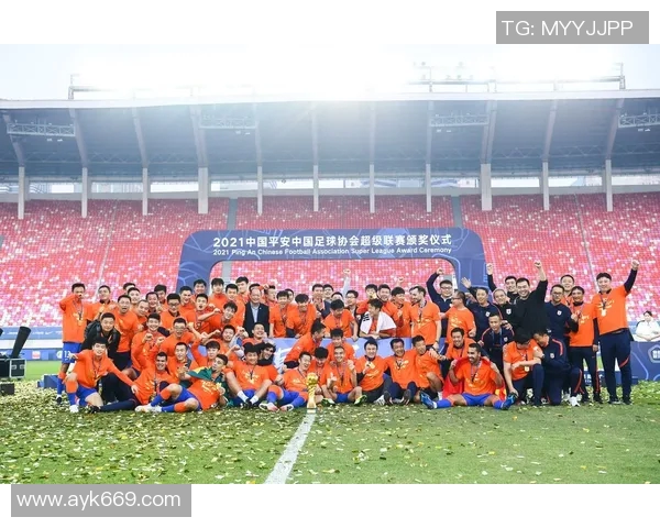 西安足球队战术变革引发热议球迷期待新赛季精彩表现 西安足球队战术变革引发热议球迷期待新赛季精彩表现